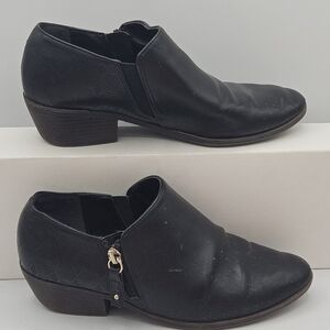 Dr Scholls black leather booties with a 1.75" heel